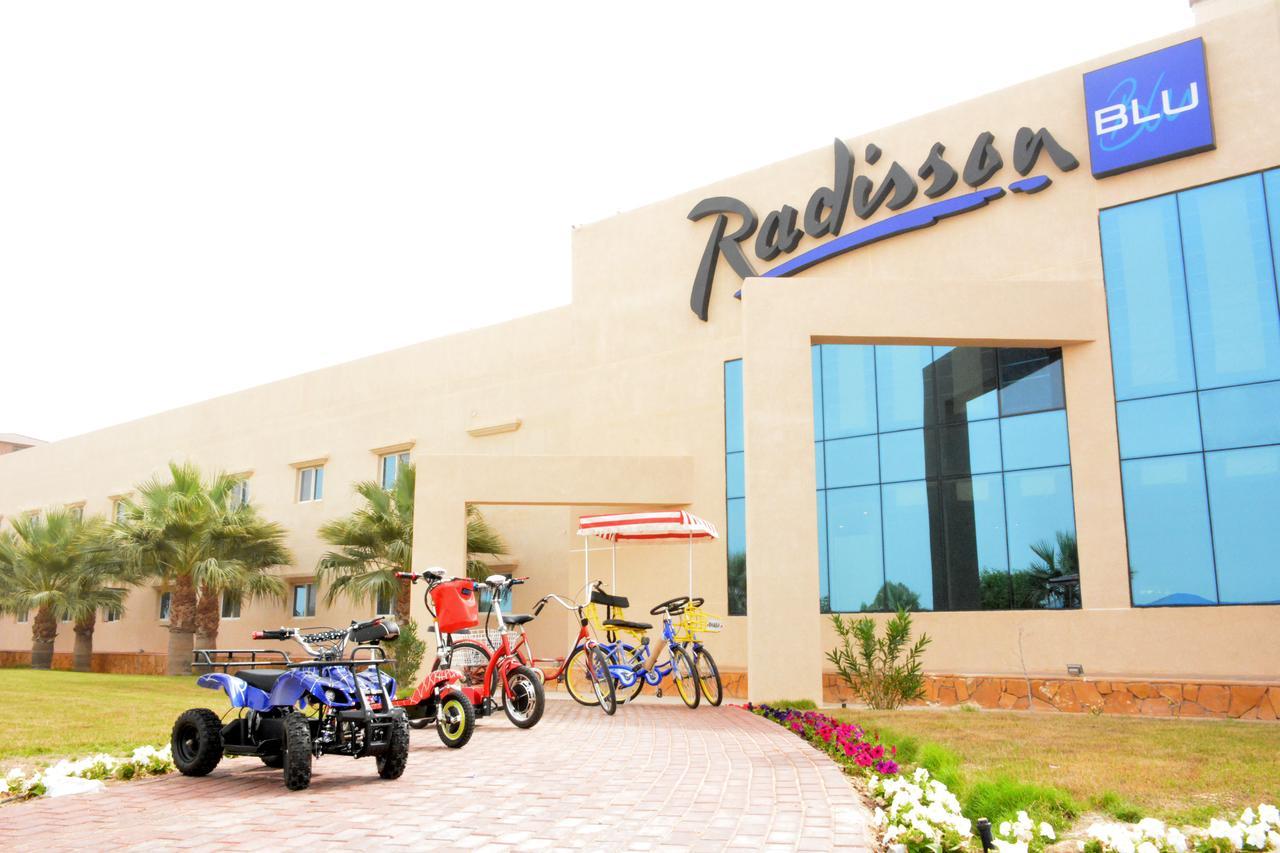 Radisson Blu Resort, Al Khobar 半月湾 外观 照片 Radisson Hotel, Riyadh