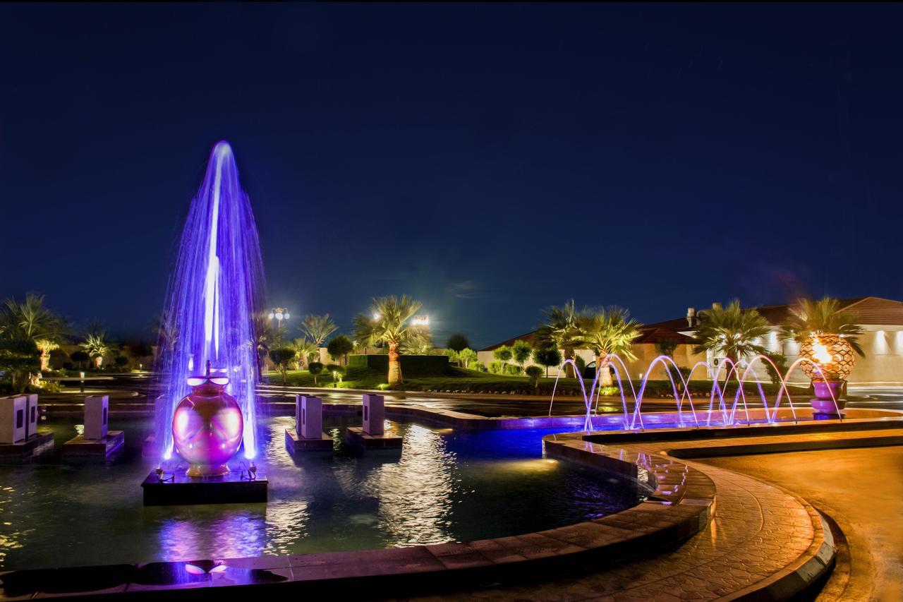 Radisson Blu Resort, Al Khobar 半月湾 外观 照片 Fountains at the resort
