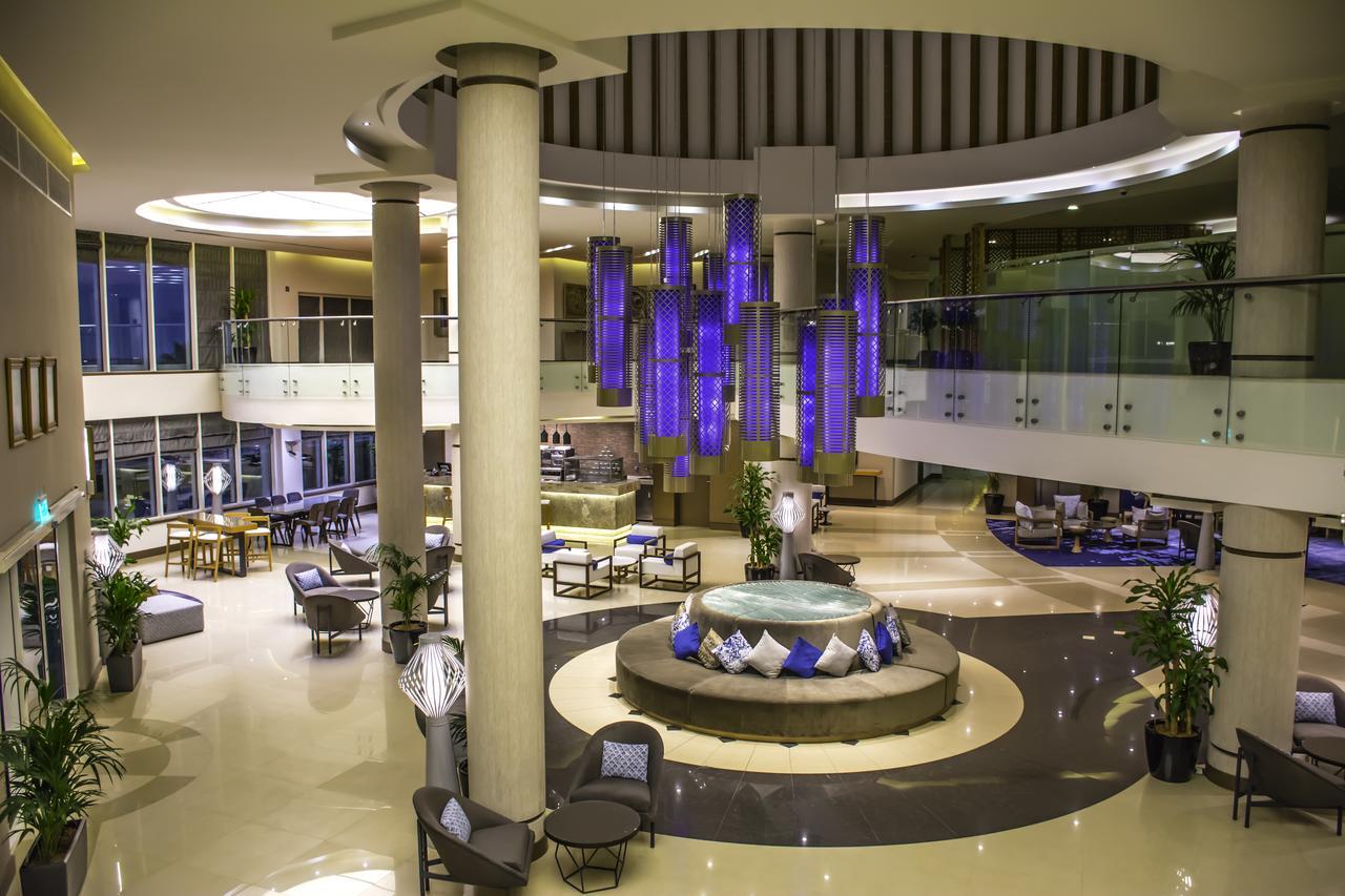 Radisson Blu Resort, Al Khobar 半月湾 外观 照片 Lobby