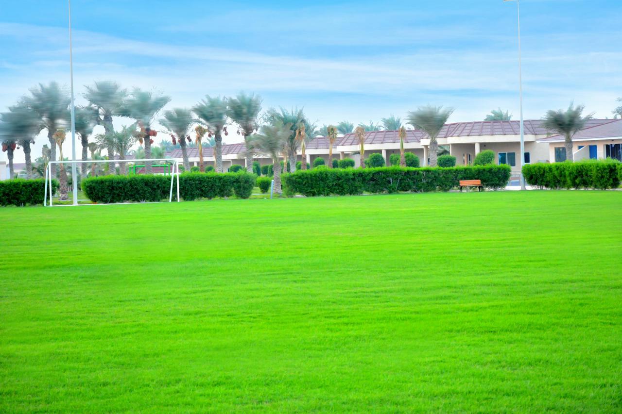 Radisson Blu Resort, Al Khobar 半月湾 外观 照片 Al-Ahly Club