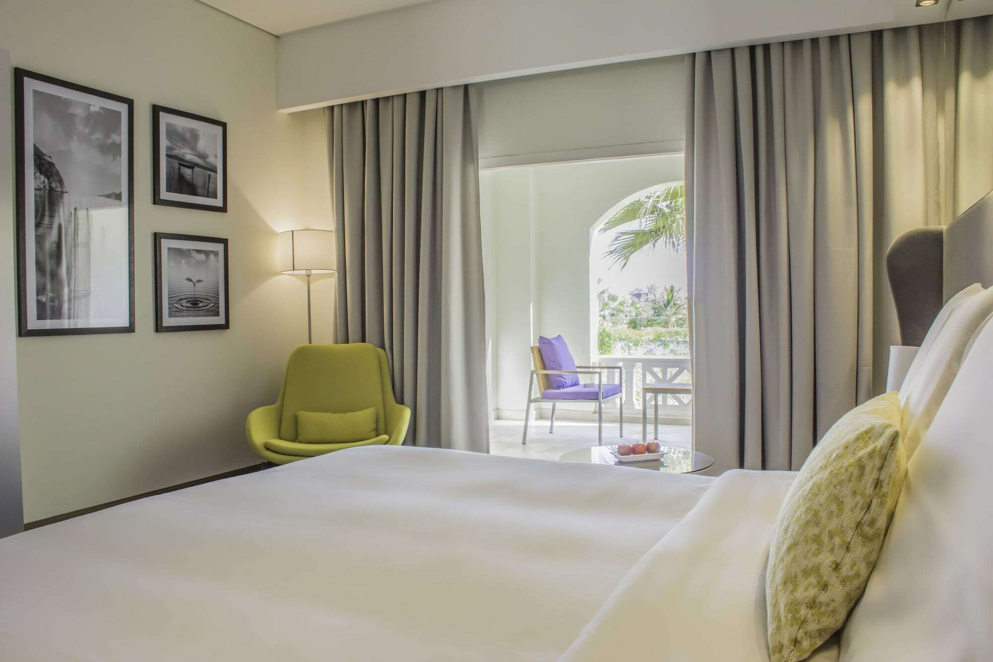 Radisson Blu Resort, Al Khobar 半月湾 外观 照片 A room at the hotel