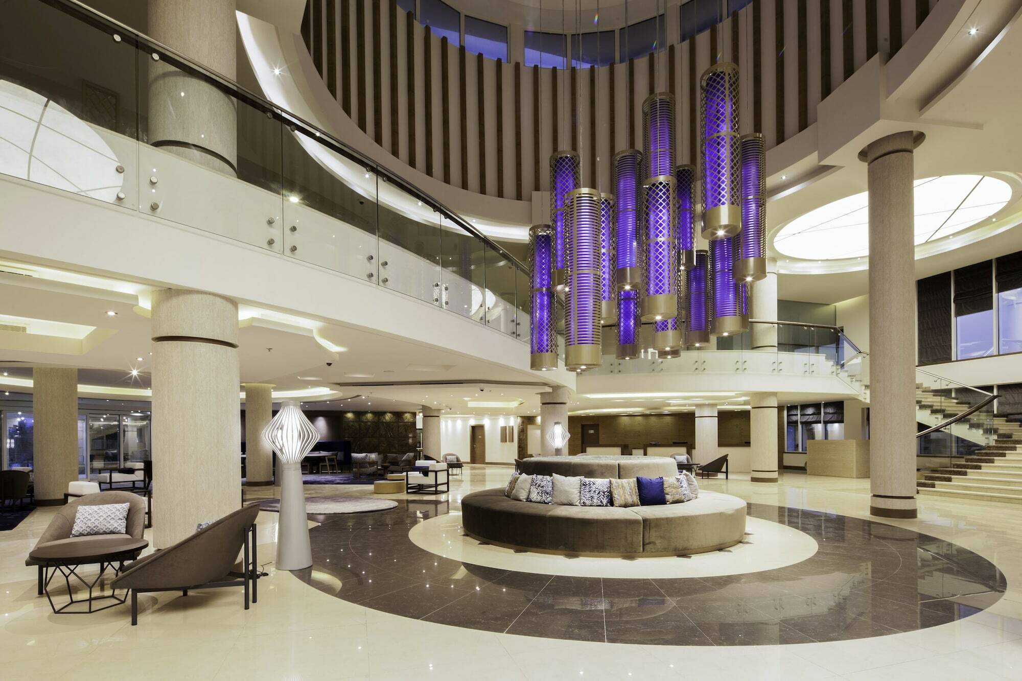 Radisson Blu Resort, Al Khobar 半月湾 外观 照片 The lobby of the hotel