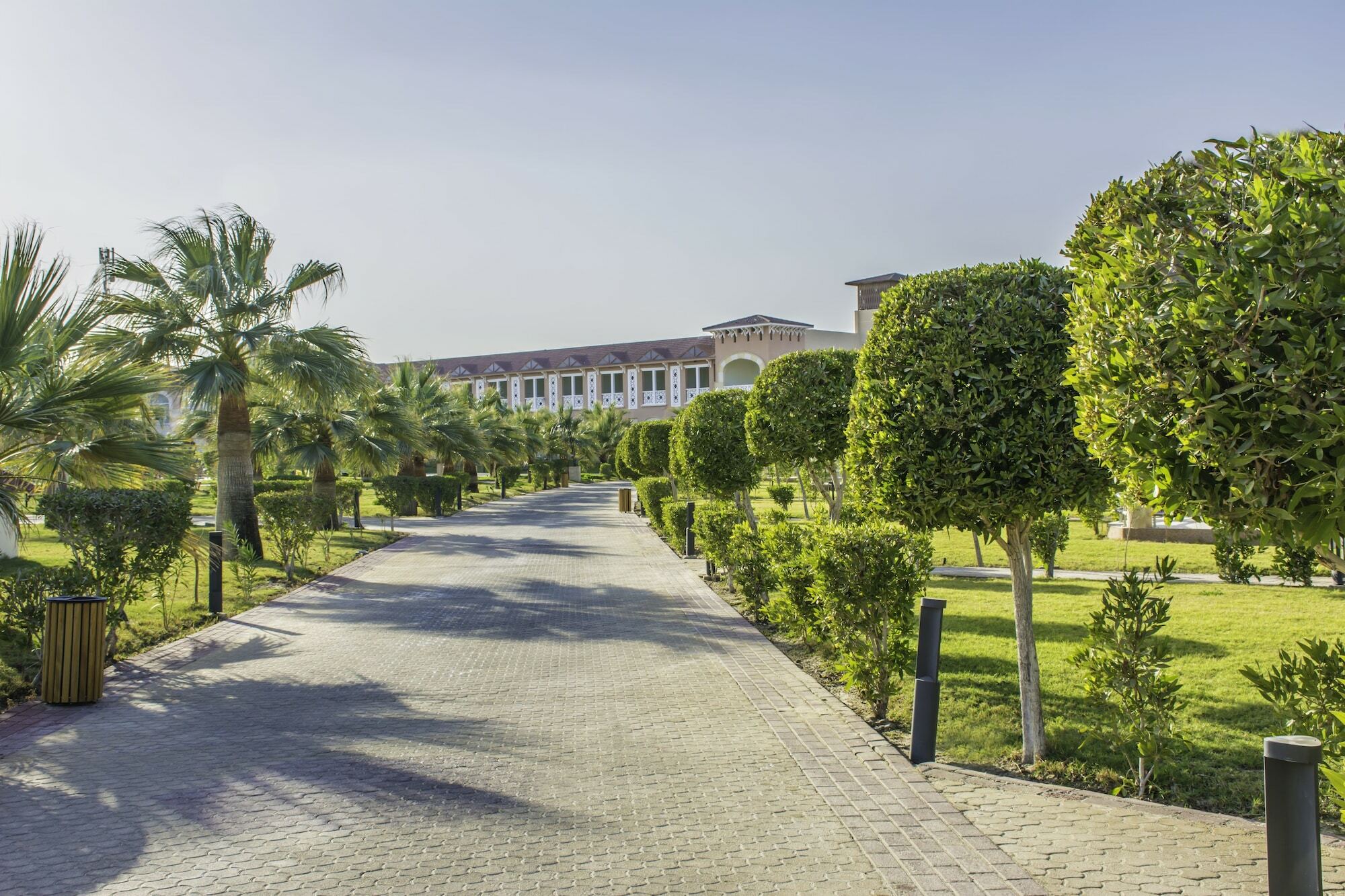 Radisson Blu Resort, Al Khobar 半月湾 外观 照片 University of Patras