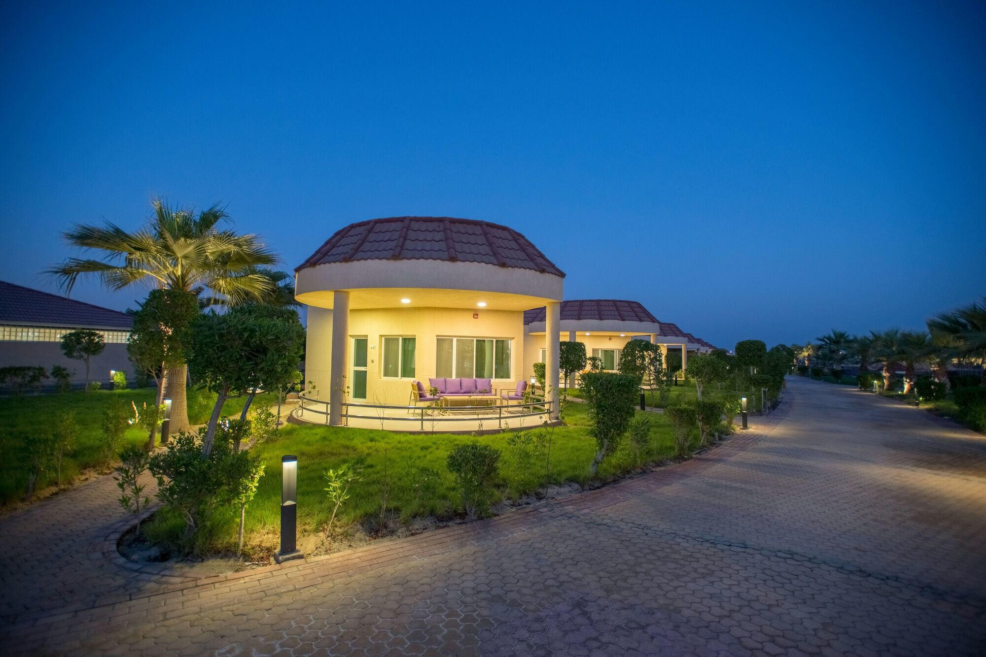 Radisson Blu Resort, Al Khobar 半月湾 外观 照片 The resort at night