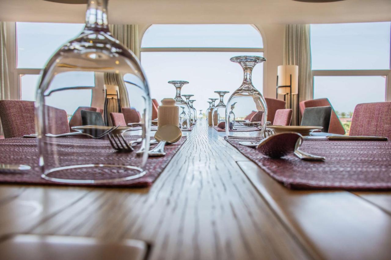 Radisson Blu Resort, Al Khobar 半月湾 外观 照片 Restaurant