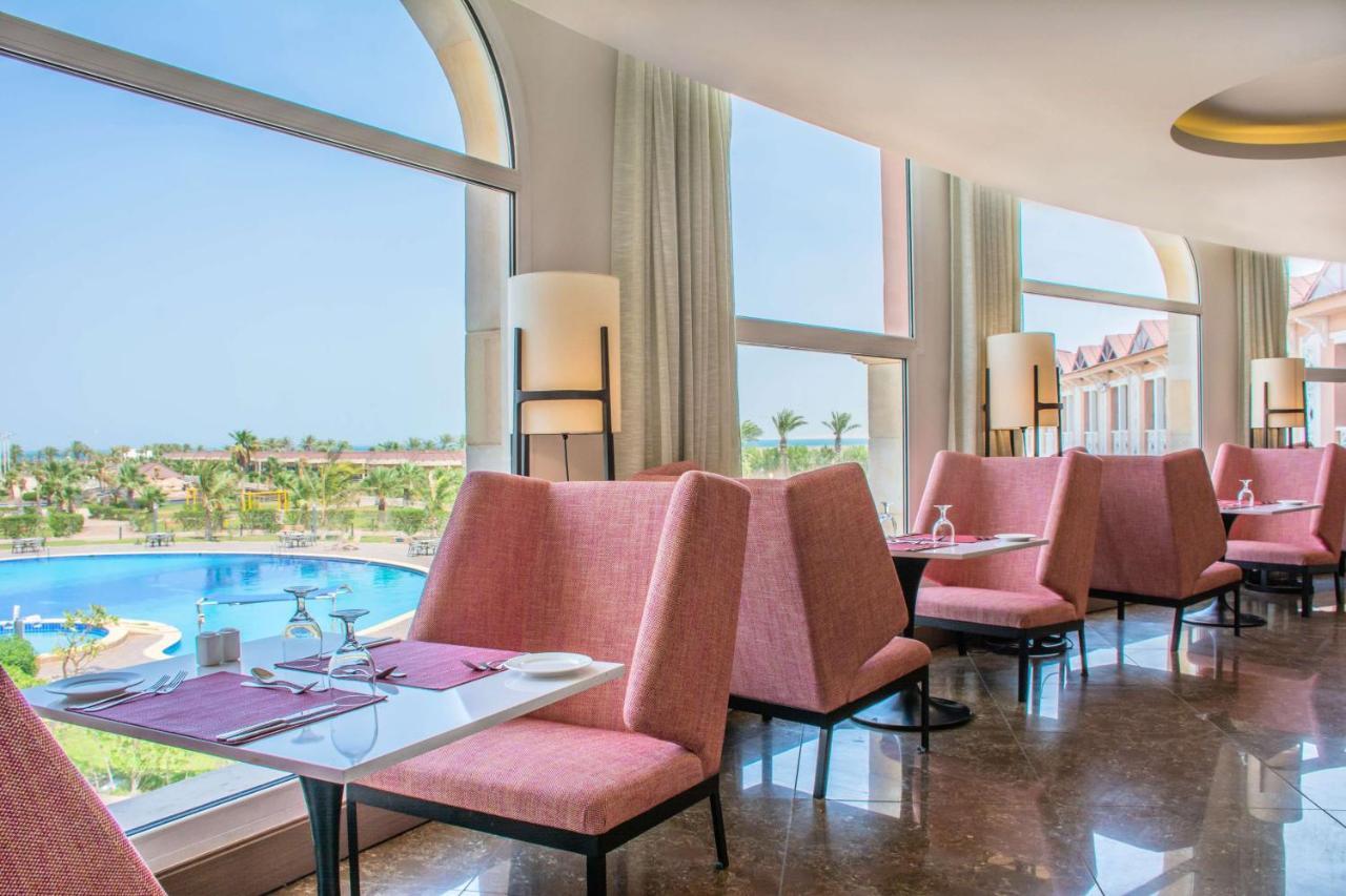 Radisson Blu Resort, Al Khobar 半月湾 外观 照片 The restaurant